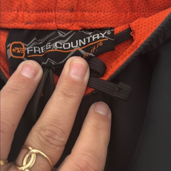 Free Country Black and Red Joggers with Tapered Ankle 21 - Picture 9 of 16